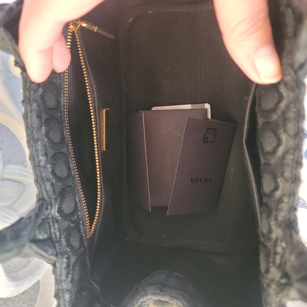 Prada mini tote - Picture 7 of 16